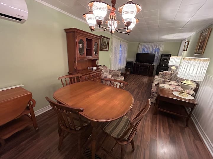 Charming Miramichi Waterfront Escape - 米拉米契