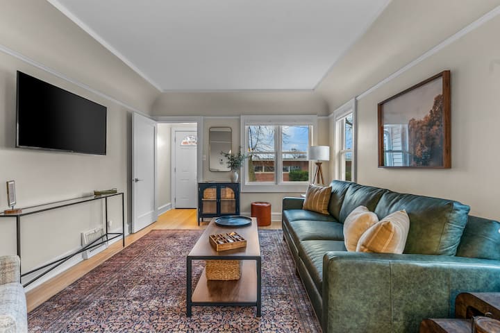 Remodeled Luxury 3br - Walk To Cedarburg Downtown - Cedarburg, WI