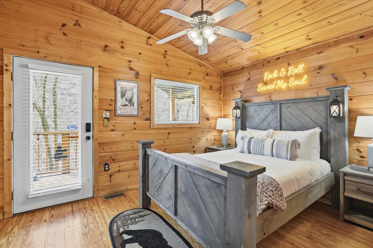 A Little Bit of Country by Beyond Expectations - Cabins for Rent