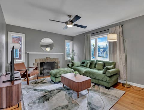 Successful Airbnb property: Clintonville 4BR Near OSU & Downtown with Parking in Columbus