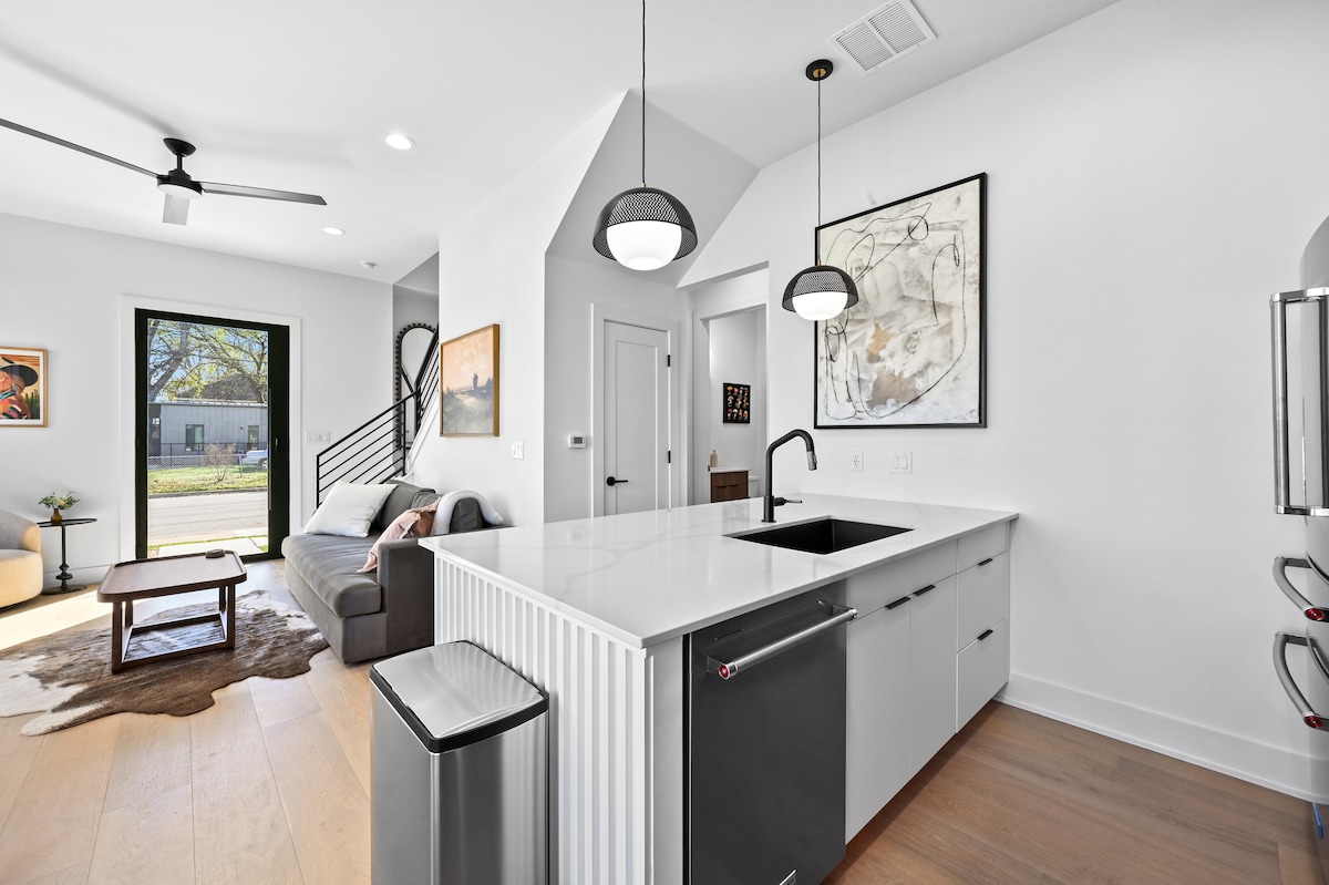 EastAustin*3bath*Walkable*DowntownIn7Mins