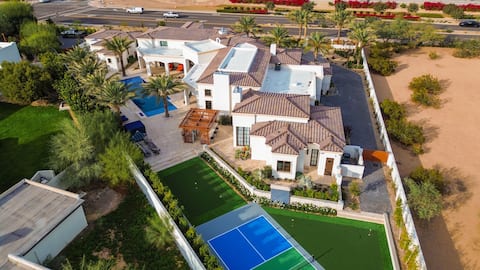 $10M Estate - Heated Pool, Huge Spa, Sleeps 22