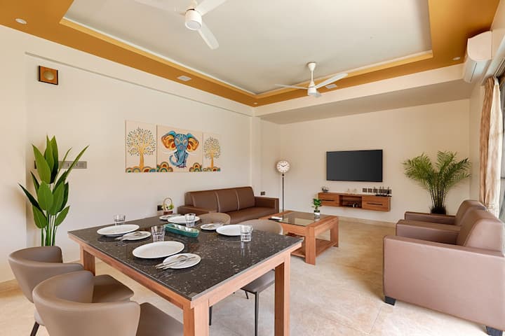 Living room image 3