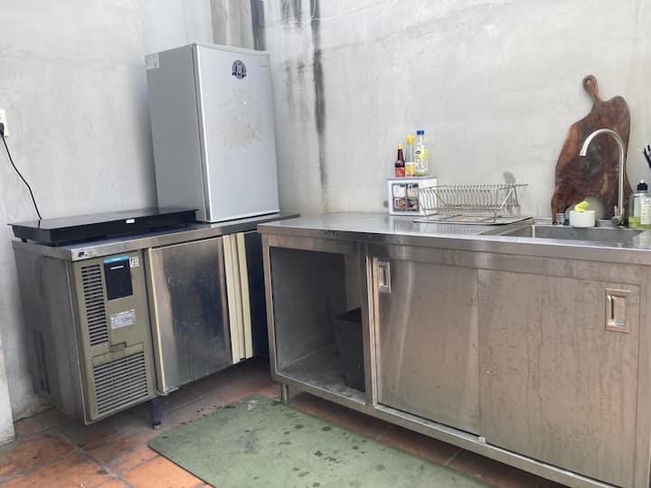 Rooftop 1bdr Apt In Central Foodie Area - Ho Chi Minh