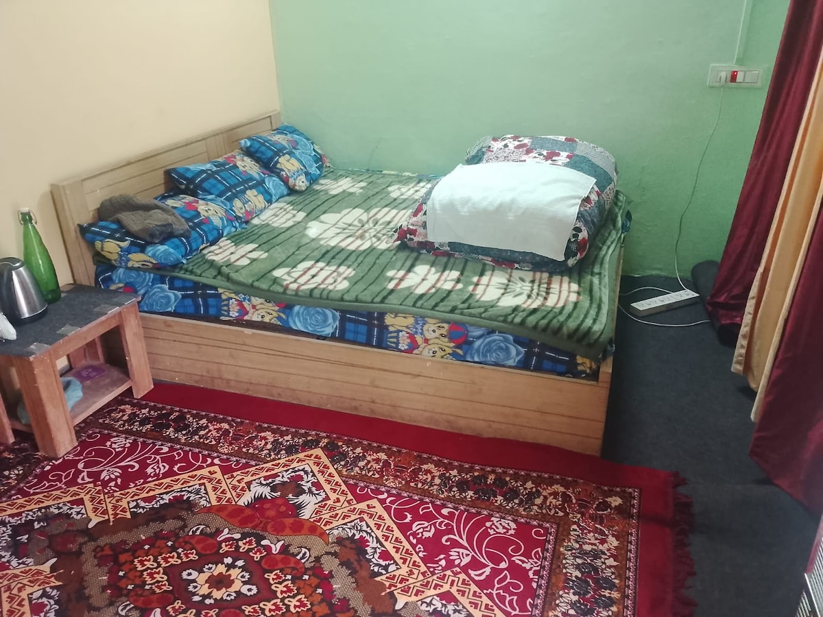 غرفة النوم 1