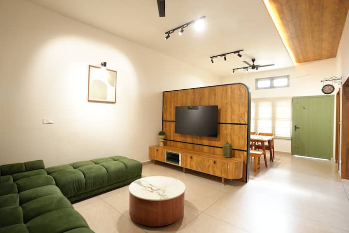 Zielony Las
Premium 3bhk With Open Jacuzzi - Kerala