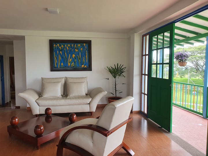 Hermosa Casa Tipo Quindío, Vistas Maravillosas. - Alcalá
