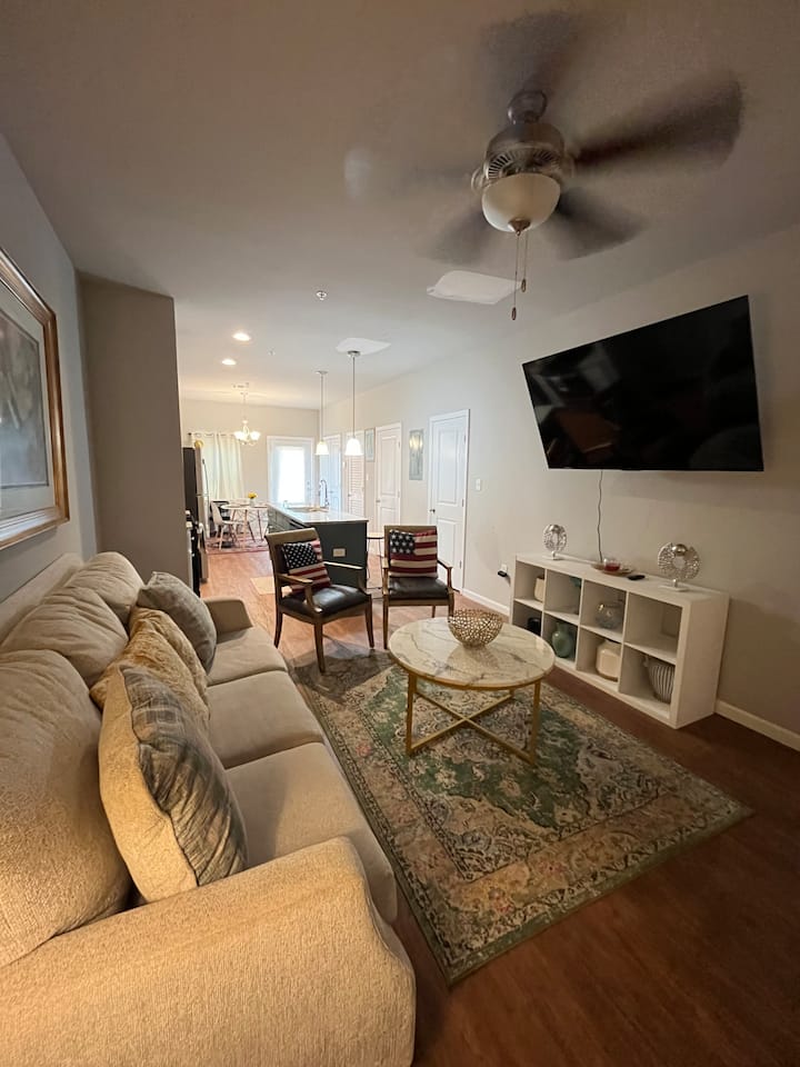 2br Home Near Vsu & Moody Afb Sleeps 6 Guests - Valdosta, GA