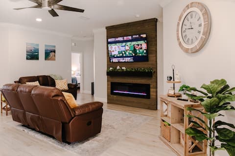 Top Airbnb: Palm Coast Getaway Retreat in Palm Coast