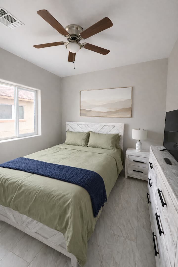 მეორე საძინებელი — მშვიდი და კომფორტული, შესანიშნავი ძილისთვის.