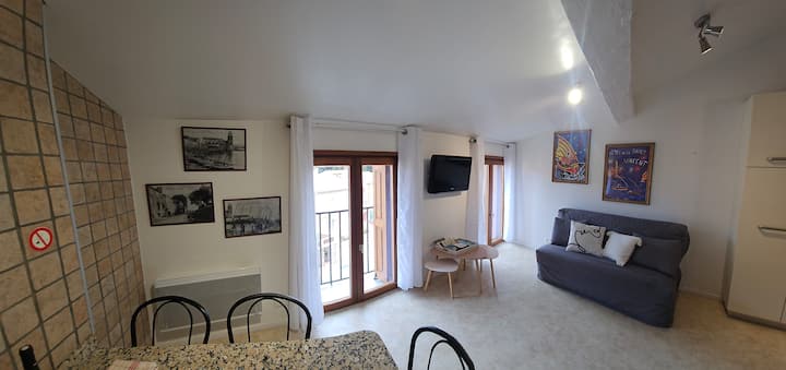 Grand Studio Mezzanine à 3 Min à Pied De La Plage - Collioure