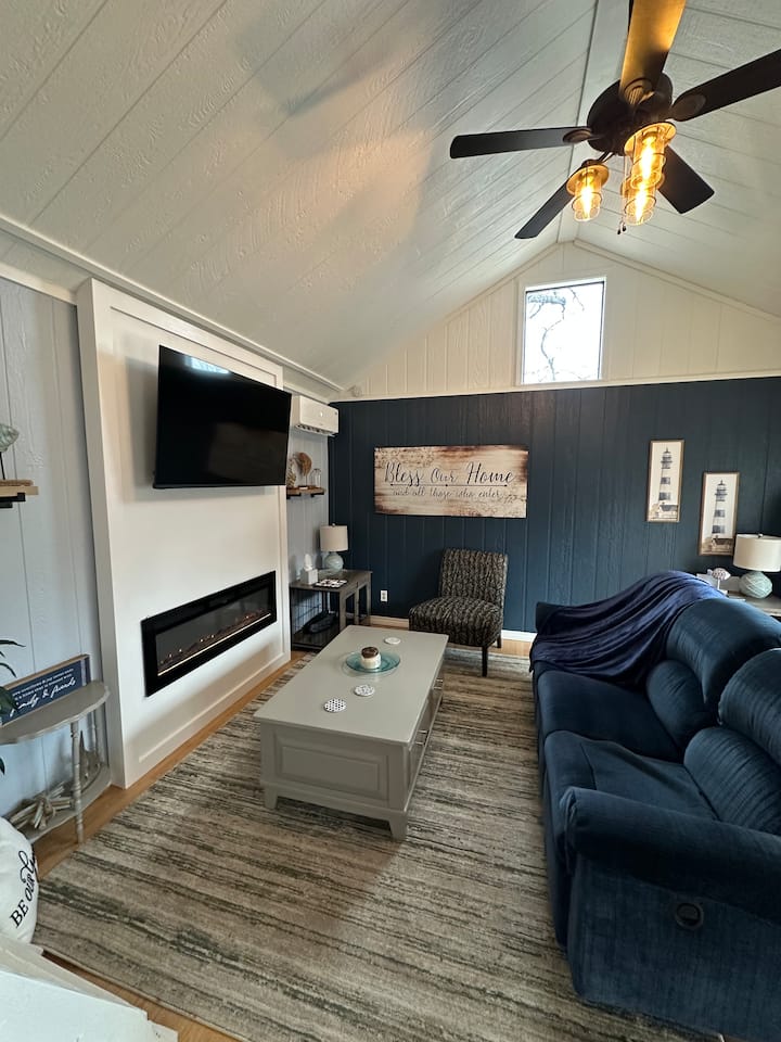 Ivy Cottage Waterfront Grand Lake 2 Slip Boat Dock - Disney, OK