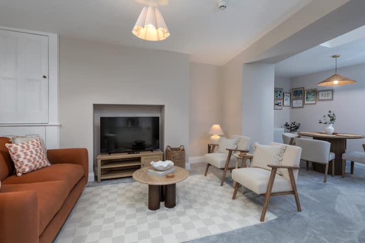 Garden Cottage - Whitby