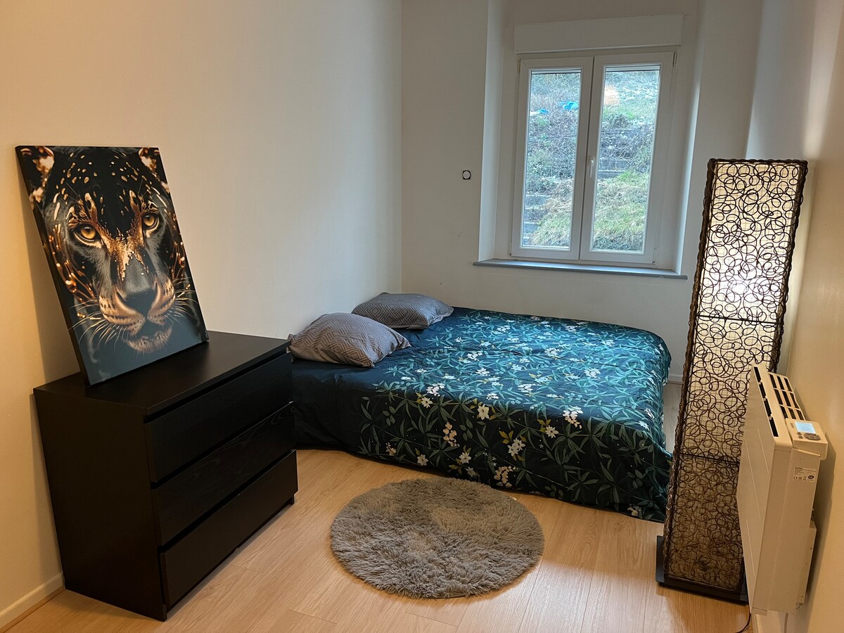 غرفة النوم 2