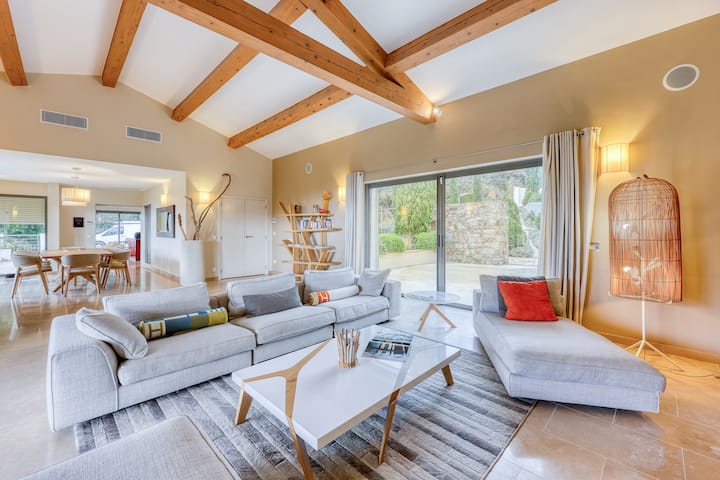 Villa 10p · Piscine Naturelle · 30min St-tropez - Var