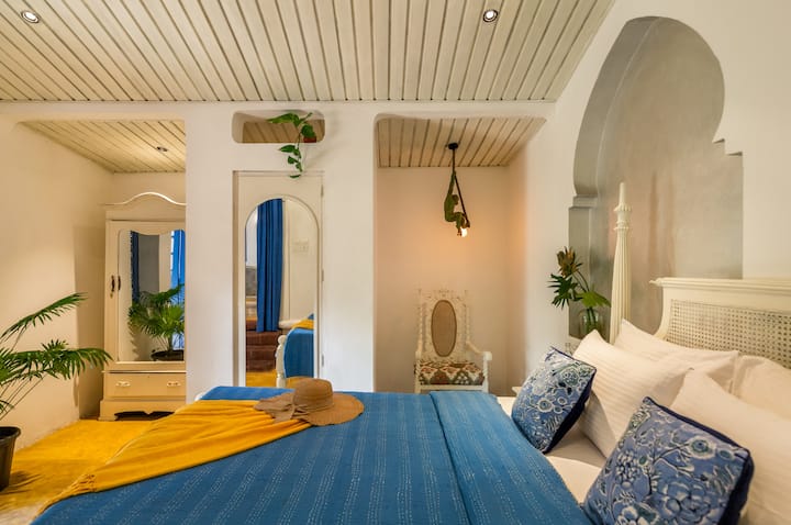 Bedroom 1 image 3