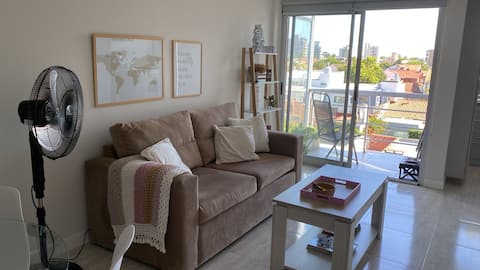 Airbnb con mejor rendimiento: Bright two-room apartment with balcony - Mar del Plata en San Jose