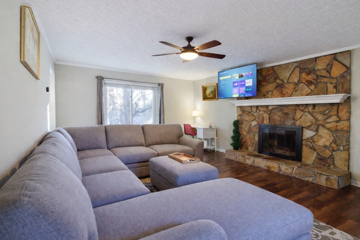 Spacious 3br| Marietta| 20 Mins To Truist Park - Marietta, GA