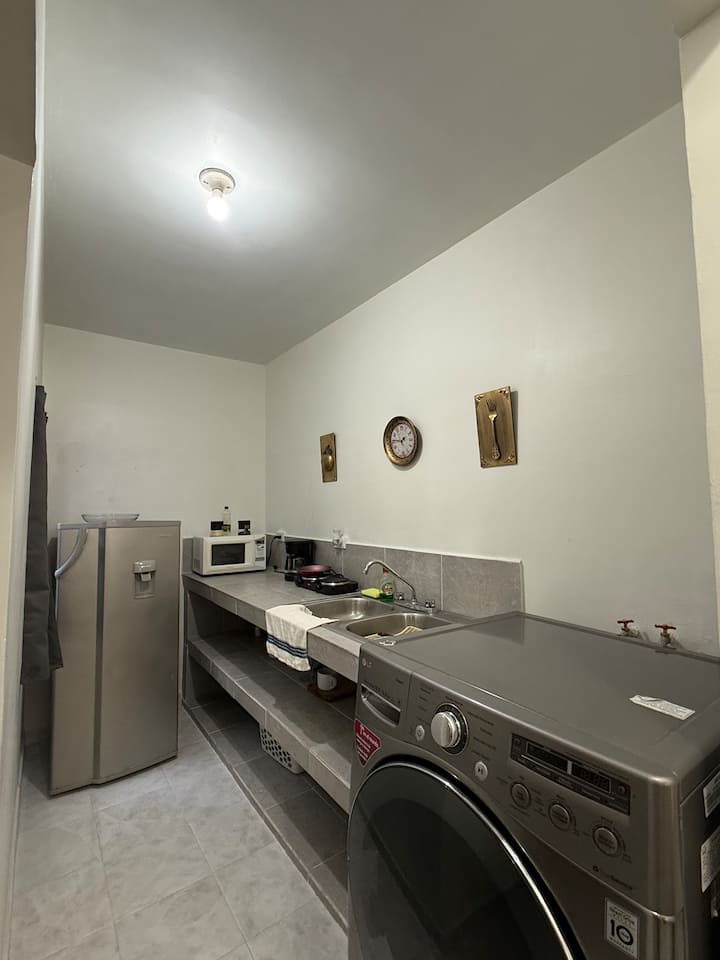Loft Con Lavadora+ Cocina Equipada Zona San Pedro - Monterrey