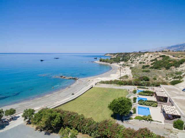 Mary 1 Waterfront villa,Private pool,South Crete gallery image 4