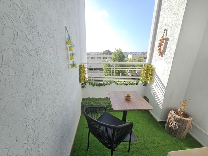 Studio Spacieux Avec Terrasse-agdal-bloom Apts 8-1 - 拉巴特