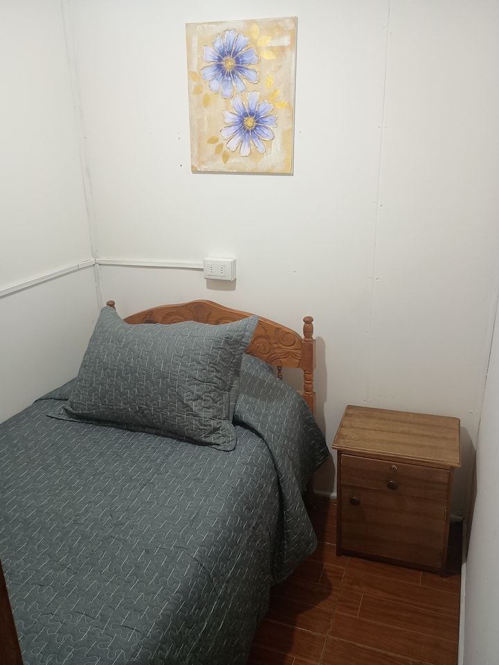 Habitaciones Single Con Baño Privado. - Salamanca, Chile