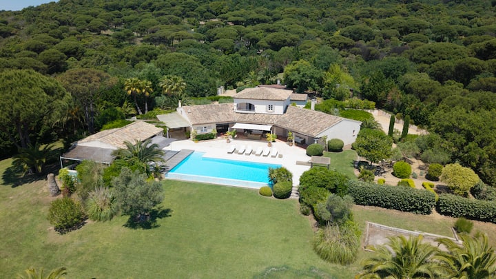 Luxury Mediterranean Villa With Pool & Helipad - Ramatuelle