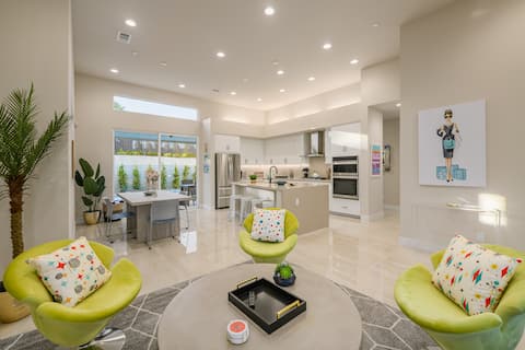 Top Airbnb: 1 pm Casita/Pool Check-in. Luxe, New, & Gated. in Bermuda Dunes