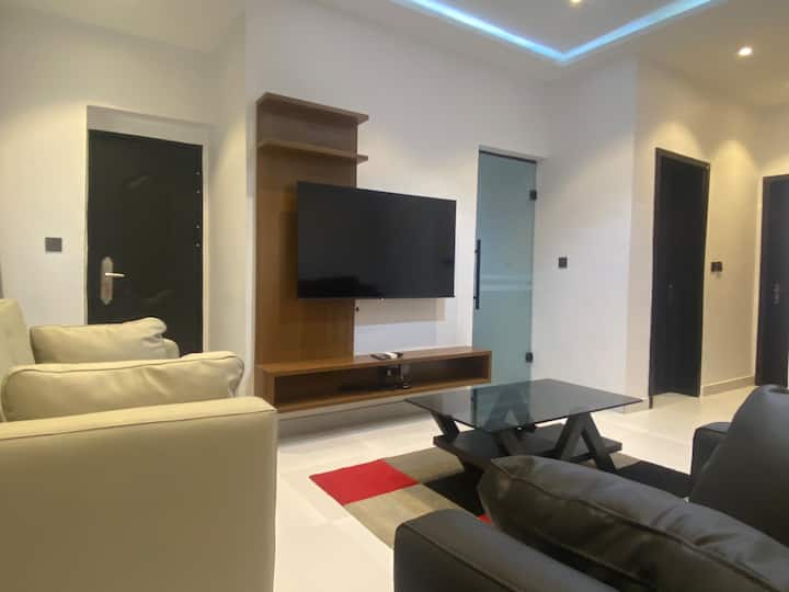 Executive One-bed Home + Pool - Nigeria