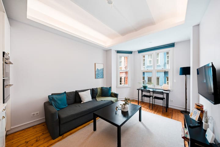 Chic Comfy 1br Apt. In Perfect Location At Galata - Istanbul