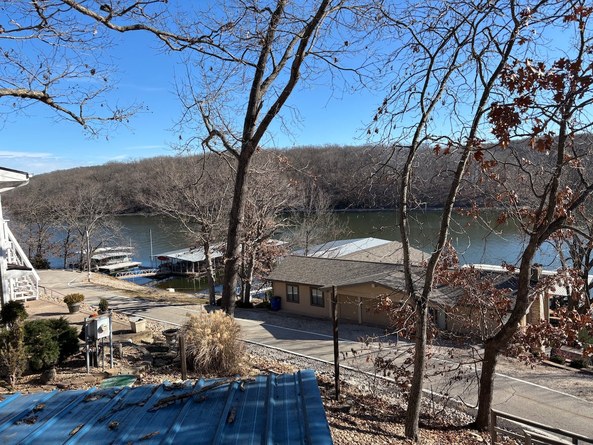 Lake House at Osage Beach — photo 28