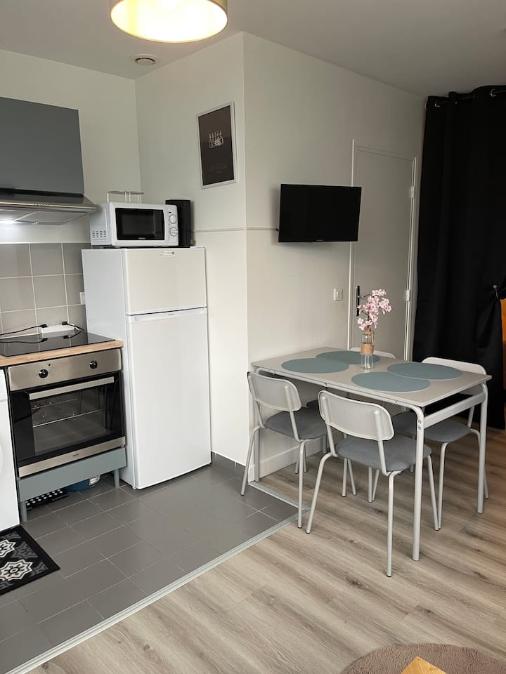Studio 4p Coin Nuit + Parking – Paris Est - Villiers-sur-Marne