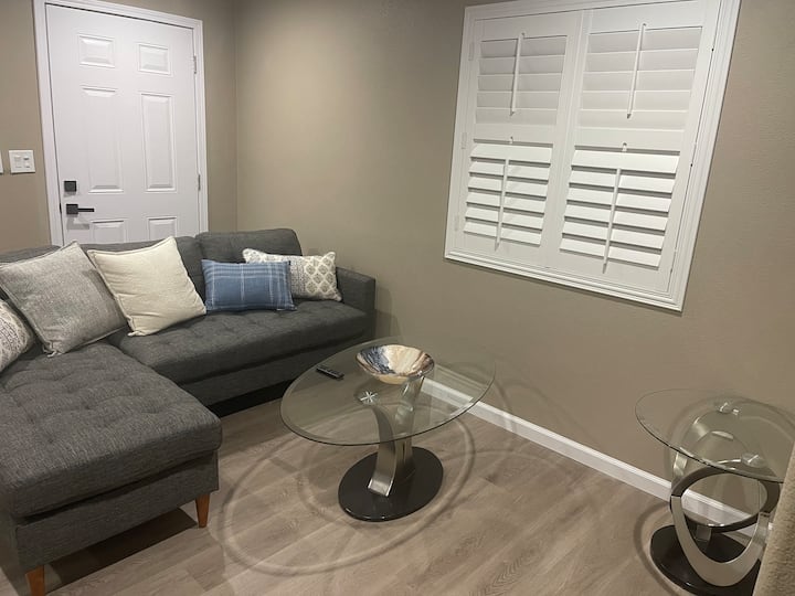 Newly Built 2 Bed 1bath Adu With Private Entrance. - El Centro, CA
