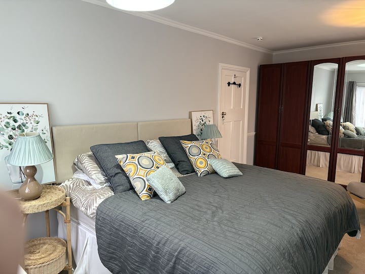 საძინებელი 2