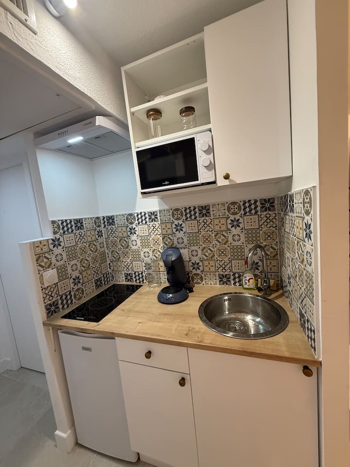 Studio Climatisé Pour 4 Personnes - Aviñón