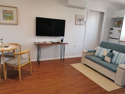 Successful Airbnb property: Creekside Cottage - Private Studio | Mountain View in Coffs Harbour