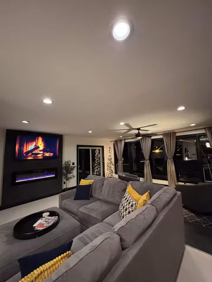 Luxury Waterfront Home, Hits, Views & Ev Charging - Red Hook, NY