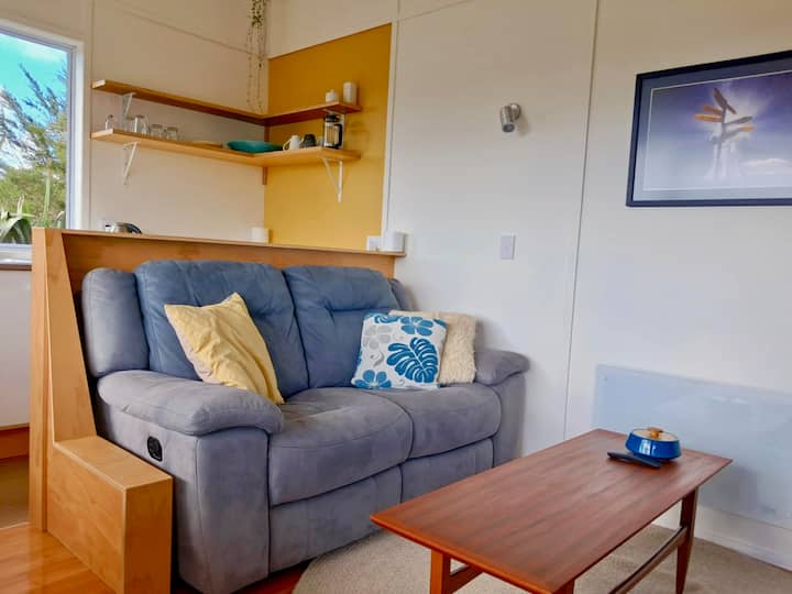Redshed Studio • Close To Village • Dogs Welcome! - Mangawhai