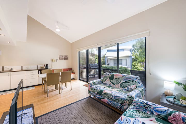 Holiday Home In Footprints - Preston Beach