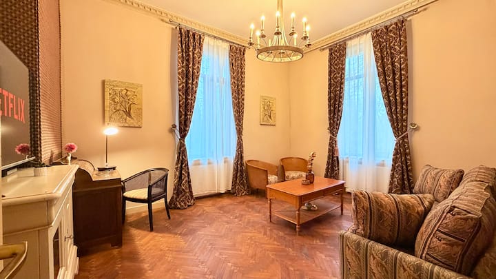 Maison Lumière | Bright & Central 2br - Chiajna