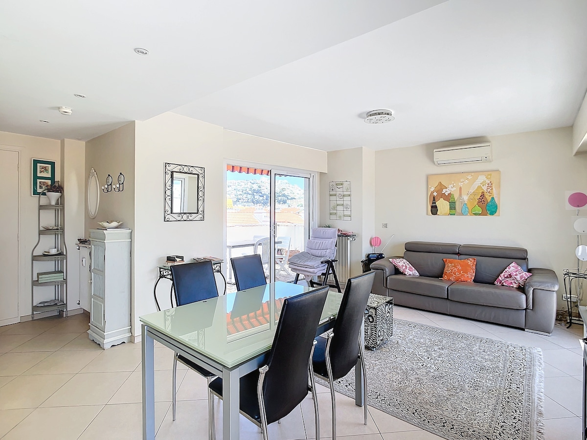 ห้องนั่งเล่น