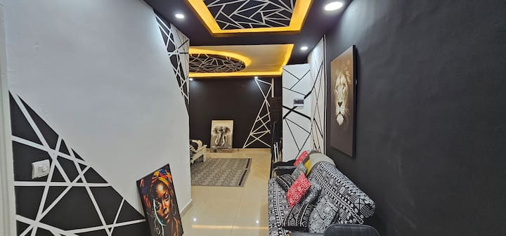 Zone 4 | 50mbs Wifi | Guarde | Eau Chaude | Clime - Abidjan