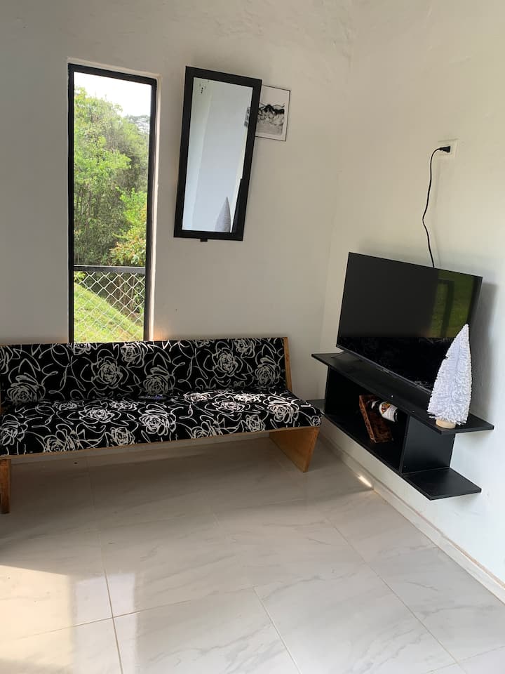 Minicasa Con Piscina
Tiny House, Rural, 7 Personas - Barbosa