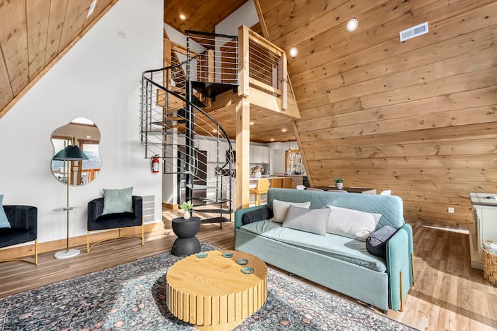 Modern A-frame + Hot Tub & Iconic Mountain View’s - Townsend, TN