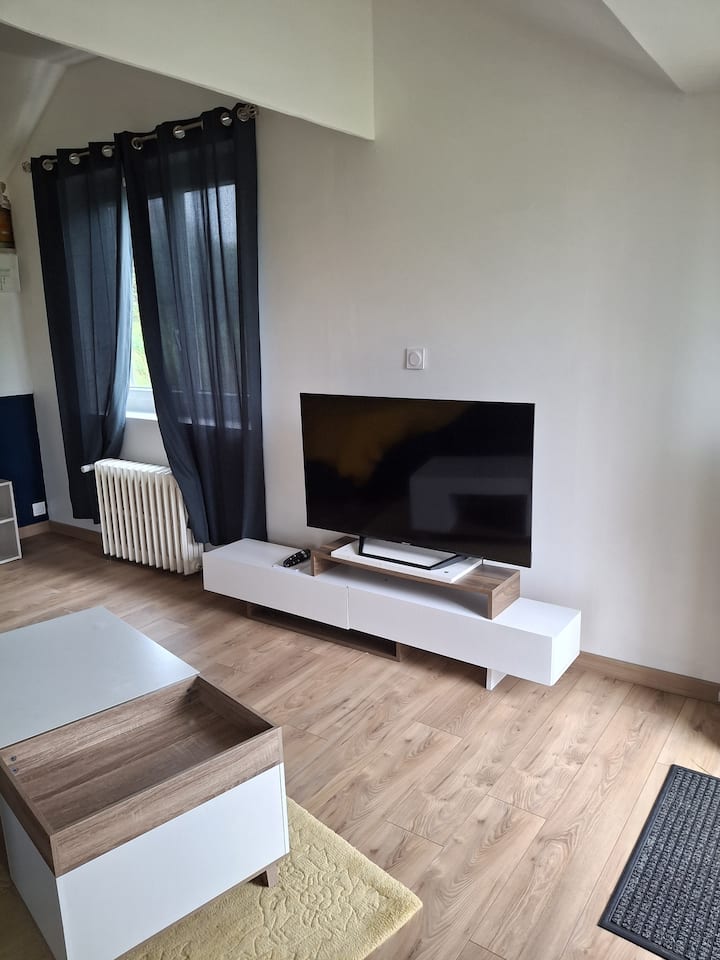 7kms Du Circuit, Studio Neuf De 31m2 Dans Maison - Allonnes