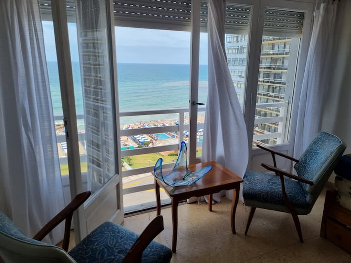 Frente Al Mar. Ubicación Privilegiada. - Miramar