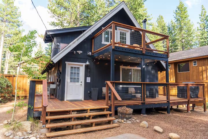 Blue Bear Cabin: Pet Friendly, Ev Charger, Bbq - South Lake Tahoe, CA