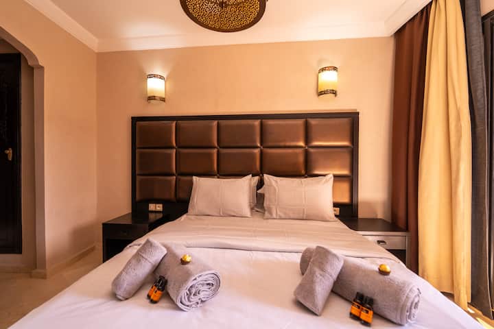 غرفة النوم 1