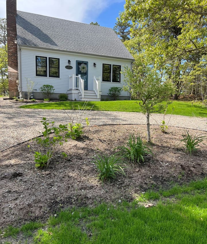 Walk To Schoolhouse Pond! - Chatham, MA