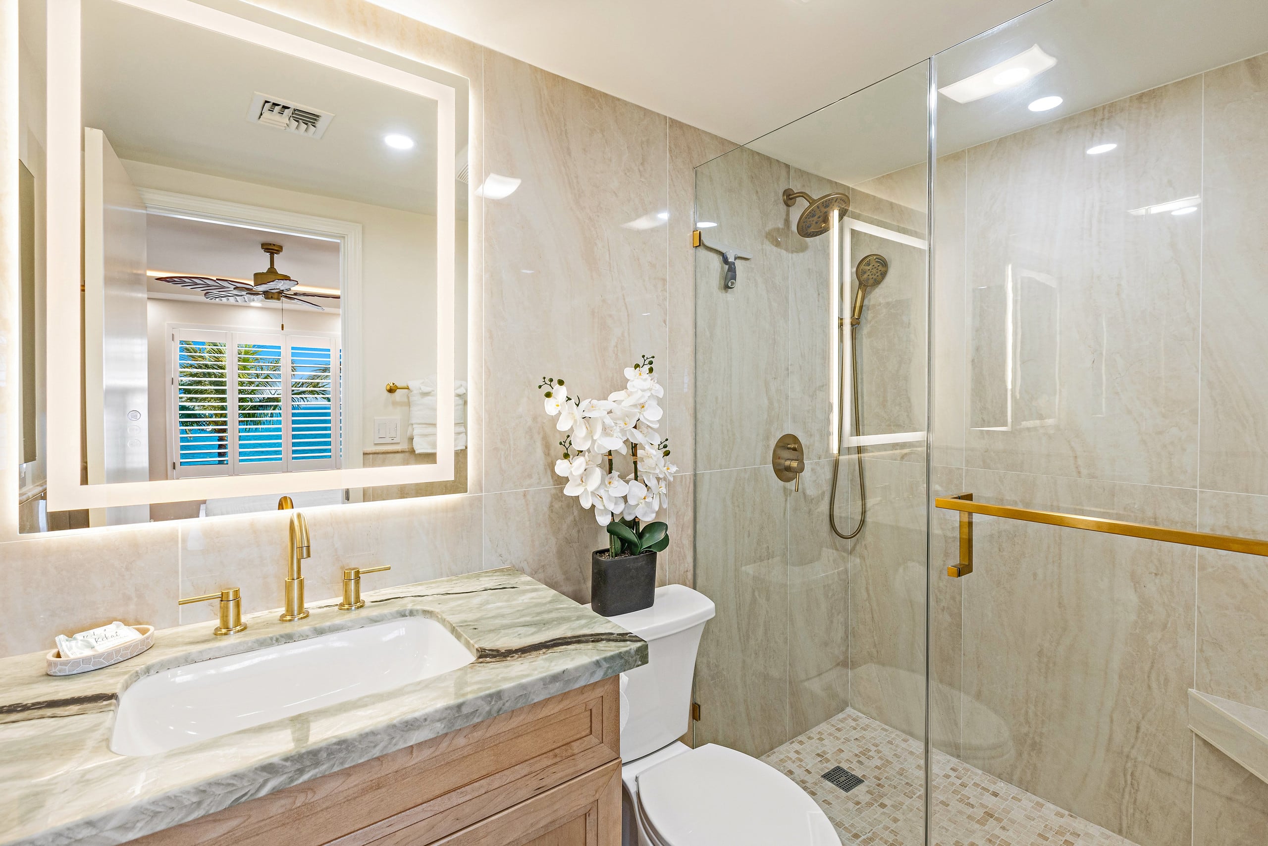 Unapologetic Oceanfront Luxury with 1,000-SF Lanai - Image 28